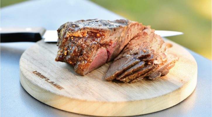 UNIFLAME Wood Cutting Board 660188